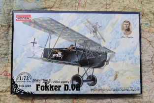 RODEN 033  Fokker D.VII (Alb) early